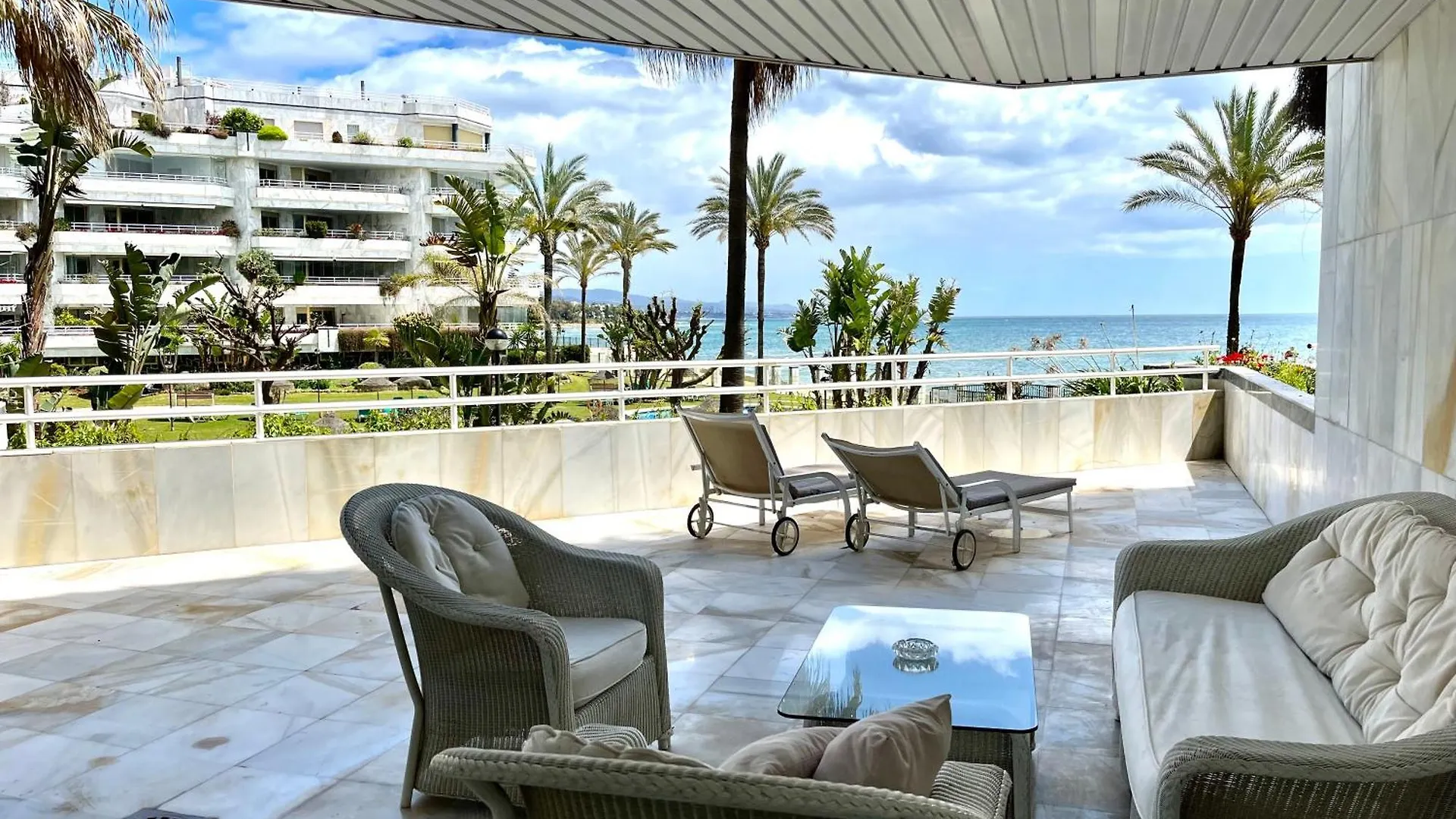 Inmejorables Vistas Al Mar , Apartamento En Marbella